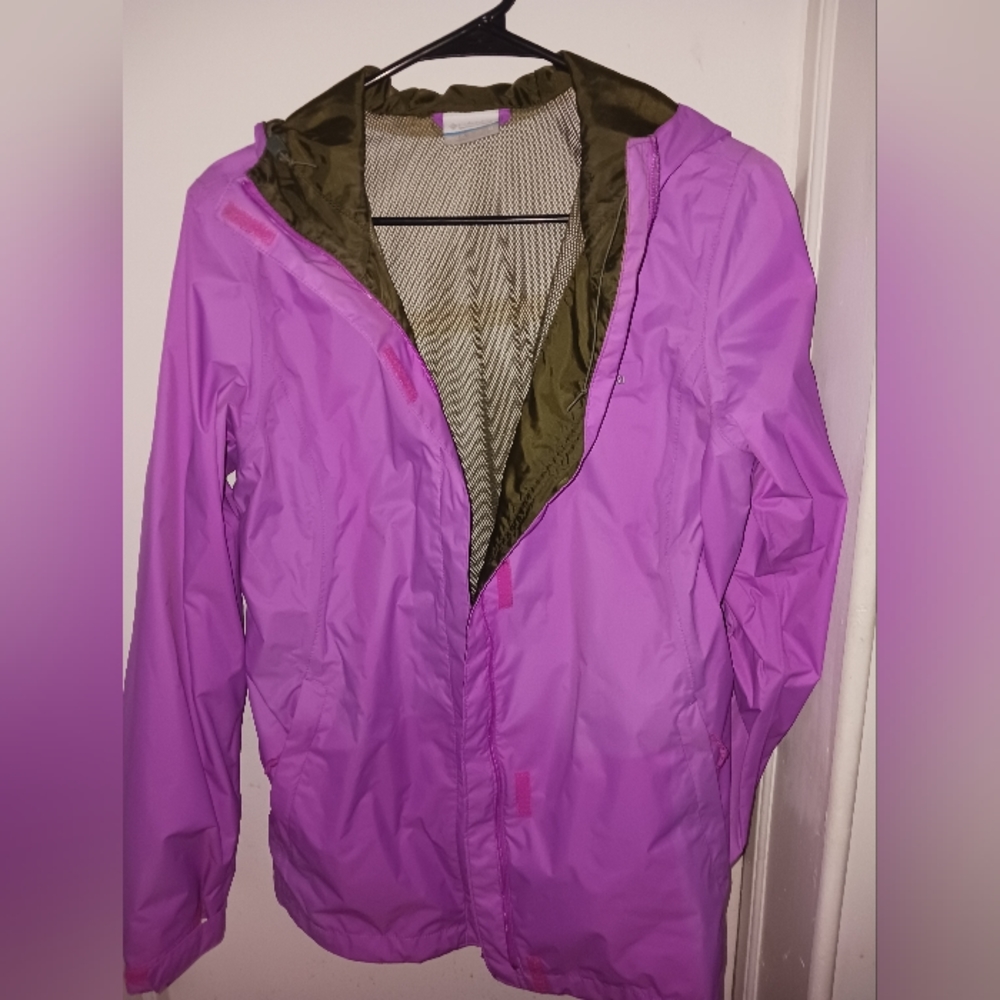 Columbia windbreaker medium